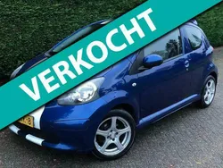 Blauw Gebruikt 2008 Toyota Aygo Hatchback | € 2.099 (Eerlijke prijs)