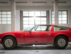 Rood Gebruikt 1972 Maserati Indy Coupé | € 85.000