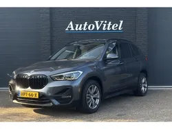 Grijs, metallic lak Gebruikt 2021 BMW X1 Comfort Edition SUV | € 26.445 (Super prijs)
