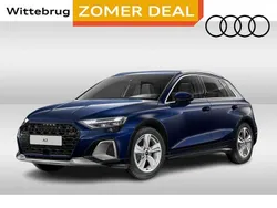 Blauw Nieuw 2025 Audi A3 e-tron Advanced Hatchback | € 44.720