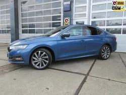 Blauw Gebruikt 2021 Skoda Octavia Business Line Hatchback | € 19.840 (Eerlijke prijs)