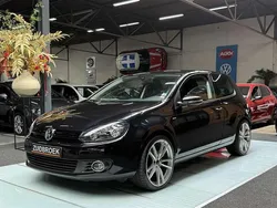 Zwart, metallic lak Gebruikt 2012 VW Golf VII Match Hatchback | € 10.999 (Eerlijke prijs)