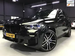 Zwart, metallic lak Gebruikt 2021 BMW X5 Executive SUV | € 81.499 (Duur)