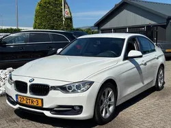 Wit Gebruikt 2013 BMW 320 Sport Line Sedan | € 9.950 (Eerlijke prijs)