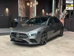 Grijs Gebruikt 2018 Mercedes A200 Business Hatchback | € 27.999 (Duur)