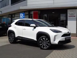 Wit Gebruikt 2024 Toyota Yaris Cross Limited SUV | € 29.950 (Eerlijke prijs)