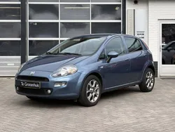 Blauw Gebruikt 2018 Fiat Punto Hatchback | € 8.945 (Eerlijke prijs)