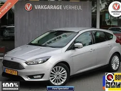 Grijs Gebruikt 2016 Ford Focus Titanium Hatchback | € 8.495 (Eerlijke prijs)