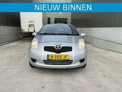 Grijs Gebruikt 2006 Toyota Yaris Luna Hatchback | € 4.750 (Goede deal)