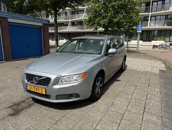 Grijs Gebruikt 2012 Volvo V70 Stationwagen | € 4.500