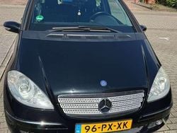 Zwart Gebruikt 2005 Mercedes 170 Avantgarde Stationwagen | € 1.750