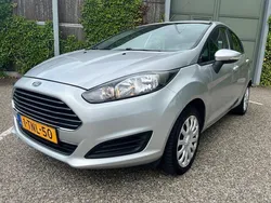 Grijs Gebruikt 2014 Ford Fiesta Style Hatchback | € 6.250 (Eerlijke prijs)