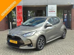 Groen Gebruikt 2021 Toyota Yaris Hybrid Hatchback | € 21.999 (Eerlijke prijs)