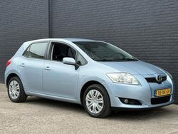 Blauw Gebruikt 2007 Toyota Auris Sol Hatchback | € 3.945 (Eerlijke prijs)