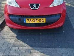 Rood Gebruikt 2007 Peugeot 107 Hatchback | € 1.700 (Eerlijke prijs)