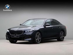 Zwart Nieuw 2025 BMW 530e M Sport Sedan | € 85.212 (Goede deal)