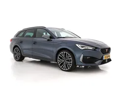 Grey metallic (grijs metallic) Gebruikt 2021 Cupra Leon VZ Stationwagen | € 17.945 (Super prijs)