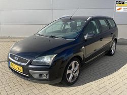 Zwart Gebruikt 2007 Ford Focus Futura Stationwagen | € 1.850 (Eerlijke prijs)