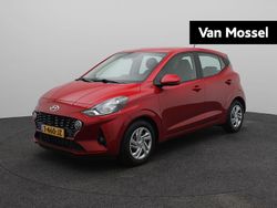 Dragon red pearl (wr7) Gebruikt 2023 Hyundai i10 Comfort Hatchback | € 14.940 (Goede deal)