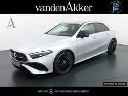 Grijs Gebruikt 2023 Mercedes A180 AMG line Hatchback | € 37.450 (Duur)