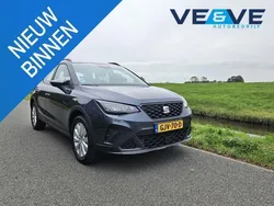 Grijs Gebruikt 2023 Seat Arona Business SUV | € 20.600 (Goede deal)