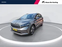 Grijs Gebruikt 2022 Skoda Enyaq iV SUV | € 24.940 (Super prijs)