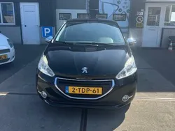 Zwart Gebruikt 2014 Peugeot 208 Allure Hatchback | € 5.950 (Eerlijke prijs)