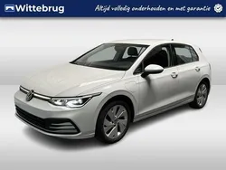 Wit Gebruikt 2021 VW Golf VIII Style Hatchback | € 25.950 (Goede deal)