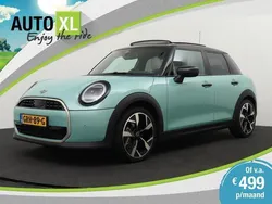 Groen Gebruikt 2024 Mini Cooper Favoured Hatchback | € 36.940