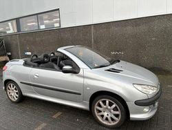 Gebruikt 2001 Peugeot 206 CC Cabriolet | € 999 (Goede deal)