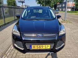 Zwart Gebruikt 2015 Ford Kuga Titanium SUV | € 10.000 (Goede deal)