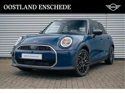Blauw Gebruikt 2025 Mini Cooper Favoured Hatchback | € 43.850