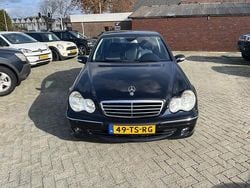 Zwart Gebruikt 2007 Mercedes C280 Avantgarde Sedan | € 5.950 (Super prijs)