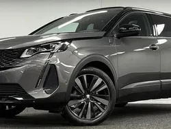 Grijs Gebruikt 2023 Peugeot 5008 GTi MPV | € 34.995 (Eerlijke prijs)
