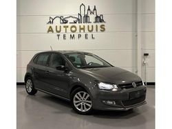 Grijs Gebruikt 2011 VW Polo Highline | € 6.999 (Eerlijke prijs)