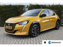 Geel Gebruikt 2022 Peugeot e-208 GT Hatchback | € 20.895 (Duur)