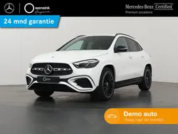 Wit Gebruikt 2024 Mercedes GLA180 Edition SUV | € 51.850 (Eerlijke prijs)