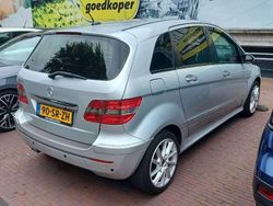 Zilver Gebruikt 2006 Mercedes B200 MPV | € 3.250 (Eerlijke prijs)