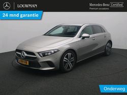 Grijs (metallic) Gebruikt 2020 Mercedes A160 Business Hatchback | € 24.945 (Iets duurder)