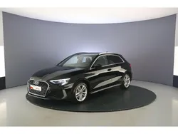 Mythoszwart metallic Gebruikt 2024 Audi A3 Sportback e-tron Sedan | € 36.900