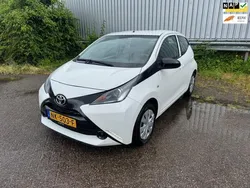 Wit Gebruikt 2017 Toyota Aygo Hatchback | € 5.990 (Super prijs)