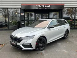 Zilver, metallic lak Gebruikt 2021 Skoda Octavia RS Stationwagen | € 26.900 (Goede deal)