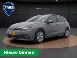 Grijs Gebruikt 2022 VW Golf VIII Life Hatchback | € 20.850 (Goede deal)