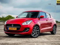 Rood Gebruikt 2020 Suzuki Swift Hatchback | € 16.745 (Eerlijke prijs)