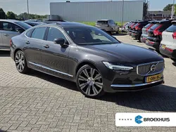Grijs Gebruikt 2023 Volvo S90 Ultimate Sedan | € 43.500 (Eerlijke prijs)