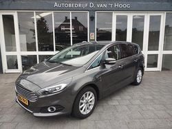 Grijs Gebruikt 2016 Ford S-MAX Titanium MPV | € 17.950 (Goede deal)