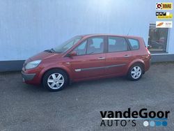 Rood, metallic lak Gebruikt 2005 Renault Grand Scénic II Luxe MPV | € 1.450
