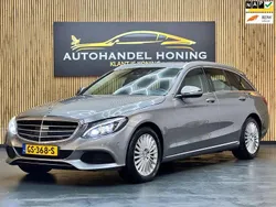 Grijs, metallic lak Gebruikt 2015 Mercedes C350e Stationwagen | € 13.950 (Eerlijke prijs)