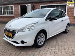 Wit Gebruikt 2014 Peugeot 208 Access Hatchback | € 4.280 (Eerlijke prijs)