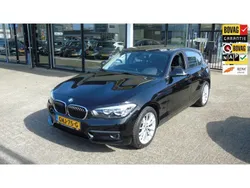 Zwart Gebruikt 2019 BMW 118 Hatchback | € 16.995 (Super prijs)